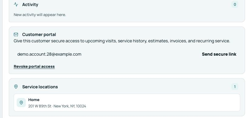 Customer portal access in Fieldiz